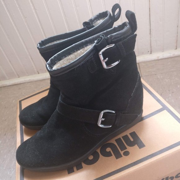 hibou Krysil Hidden Wedge Booties - Picture 1 of 11